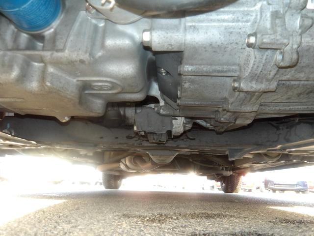 フリード Ｇ　ジャストセレクション　８人乗り　車検２年付き　ＨＤＤナビ／ＣＤ／ＤＶＤ／ＭＳＶ／ワンセグ　バックカメラ　ＥＴＣ　電動スライドドア　キーレスキー（50枚目）