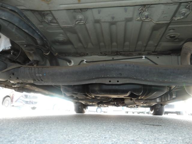 フリード Ｇ　ジャストセレクション　８人乗り　車検２年付き　ＨＤＤナビ／ＣＤ／ＤＶＤ／ＭＳＶ／ワンセグ　バックカメラ　ＥＴＣ　電動スライドドア　キーレスキー（52枚目）