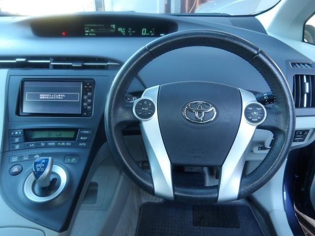 プリウス Ｓ　ＬＥＤエディション　ＳＤナビ／ＣＤ／ＡＵＸ／ワンセグＴＶ　バックカメラ　ＥＴＣ　スマートキー　プッシュスタート　セキュリティ　ＬＥＤオートヘッドライト　フォグライト（18枚目）