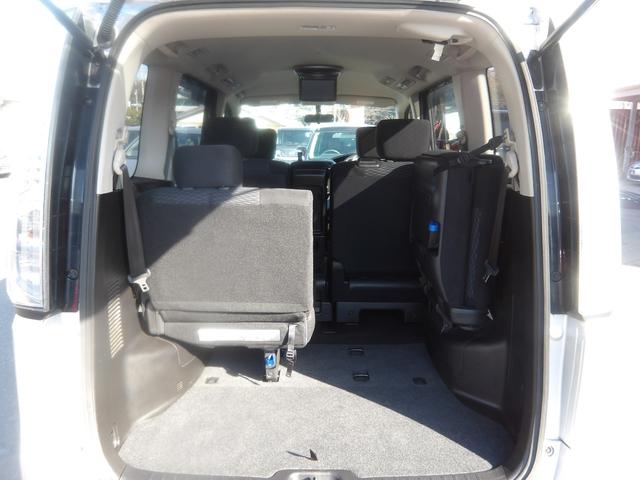 セレナ ２０Ｘ　Ｓ－ハイブリッド　車検２年付き　ＳＤナビ／ＣＤ／ＤＶＤ／フルセグＴＶ　フリップダウンモニター　バックカメラ　ＥＴＣ　スマートキー　プッシュスタート　セキュリティ　電動スライドドア（44枚目）