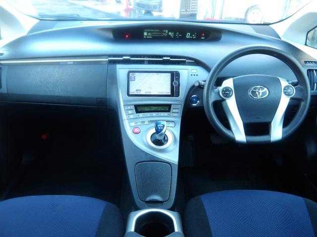 プリウス S 車検2年付き 後期モデル SDナビ/CD/DVD/Bluetooth/フルセグTV バックカメラ ETC スマートキー プッシュスタート セキュリティ(17枚目)