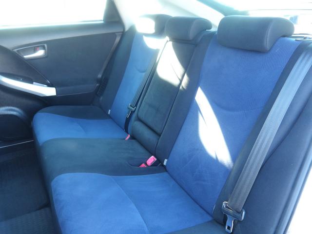 プリウス S 車検2年付き 後期モデル SDナビ/CD/DVD/Bluetooth/フルセグTV バックカメラ ETC スマートキー プッシュスタート セキュリティ(33枚目)