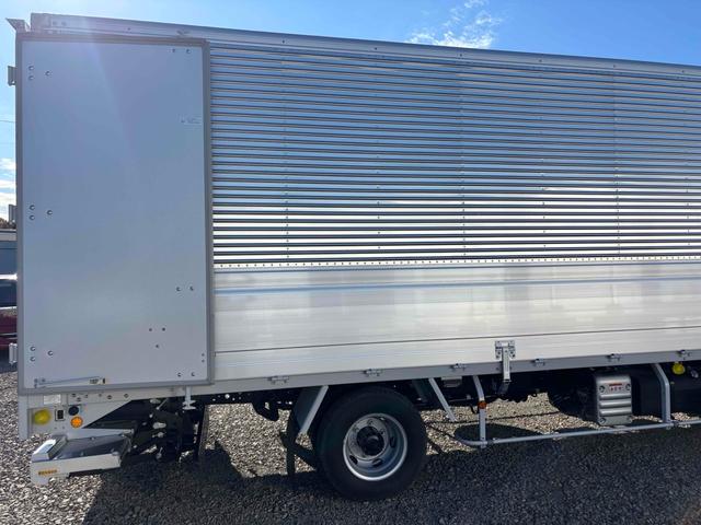 デュトロ 超ロング全低床ターボ 3t ワイド幅 超ロング ウィング 格納ゲート MT バックカメラ スマートキー アイドリングストップ 電動格納ミラー ESC エアコン パワーウィンドウ USB(16枚目)