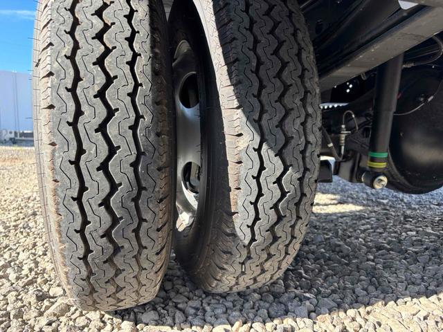 デュトロ 超ロング全低床ターボ 3t ワイド幅 超ロング ウィング 格納ゲート MT バックカメラ スマートキー アイドリングストップ 電動格納ミラー ESC エアコン パワーウィンドウ USB(33枚目)