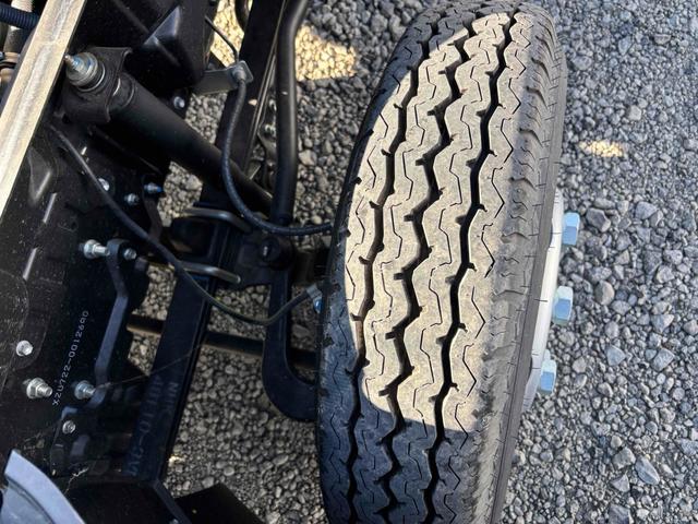 デュトロ 超ロング全低床ターボ 3t ワイド幅 超ロング ウィング 格納ゲート MT バックカメラ スマートキー アイドリングストップ 電動格納ミラー ESC エアコン パワーウィンドウ USB(35枚目)