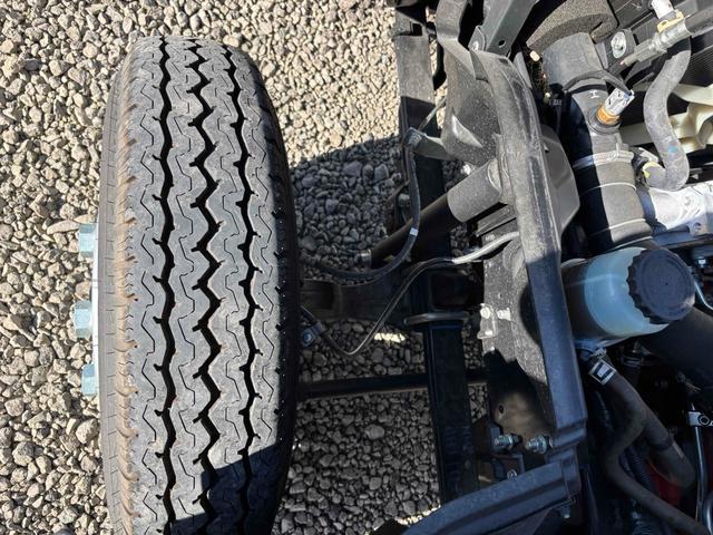 デュトロ 超ロング全低床ターボ 3t ワイド幅 超ロング ウィング 格納ゲート MT バックカメラ スマートキー アイドリングストップ 電動格納ミラー ESC エアコン パワーウィンドウ USB(36枚目)