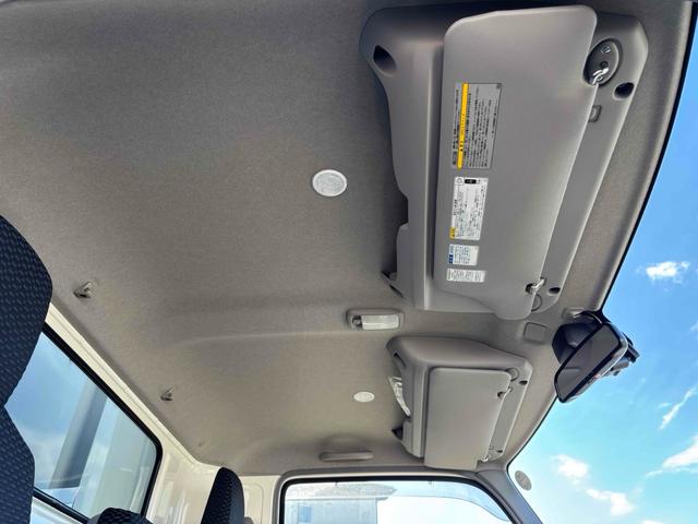 デュトロ 超ロング全低床ターボ 3t ワイド幅 超ロング ウィング 格納ゲート MT バックカメラ スマートキー アイドリングストップ 電動格納ミラー ESC エアコン パワーウィンドウ USB(39枚目)