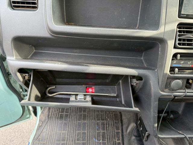 キャリイトラック ノウハンスペシャル　ナビ　テレビ　マニュアルエアコン　ＥＴＣ　パートタイム４ＷＤ　ＭＴ車　パワーウィンドウ　パワーステアリング　運転席エアバッグ（38枚目）