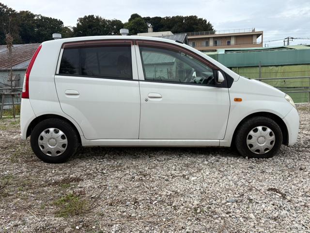 ミラ Lリミテッド(5枚目)