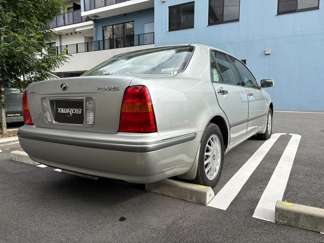 プログレ NC250 ウォールナットパッケージ 名車!プログレ入庫♪♪♪ETCもついていて高速道路もストレスフリー♪年代を感じさせないパワフルな走りも健在です!!!(6枚目)