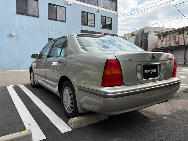 プログレ NC250 ウォールナットパッケージ 名車!プログレ入庫♪♪♪ETCもついていて高速道路もストレスフリー♪年代を感じさせないパワフルな走りも健在です!!!(8枚目)