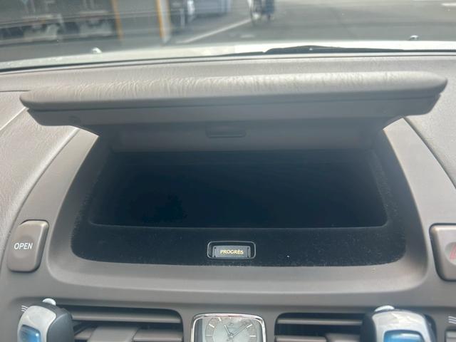 プログレ NC250 ウォールナットパッケージ 名車!プログレ入庫♪♪♪ETCもついていて高速道路もストレスフリー♪年代を感じさせないパワフルな走りも健在です!!!(31枚目)