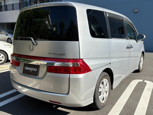 ステップワゴン Ｇ　Ｌ　ＨＤＤナビパッケージ　ユーザー買取車！人気のミニバン！ステップワゴン入庫♪♪♪ＥＴＣ付きで高速道路もストレスフリー！ＨＩＤライトで夜道も安心！（6枚目）