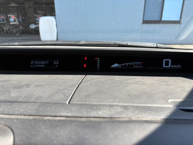 ステップワゴン Ｇ　Ｌ　ＨＤＤナビパッケージ　ユーザー買取車！人気のミニバン！ステップワゴン入庫♪♪♪ＥＴＣ付きで高速道路もストレスフリー！ＨＩＤライトで夜道も安心！（18枚目）