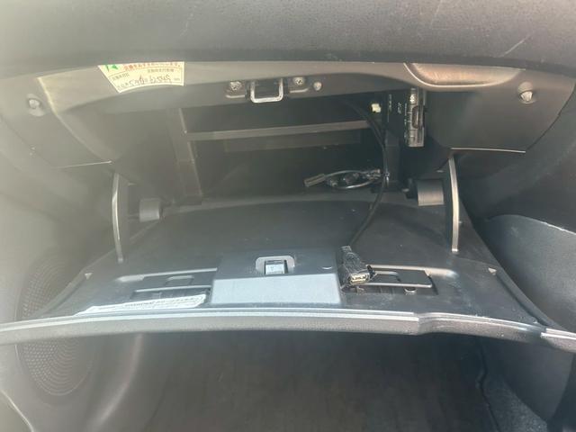 ノート 　ユーザー買取車／ナビ／バックモニター／ＴＶ／スマートキープッシュスタート／社外アルミホイール／フォグランプ／アイドリングストップ（34枚目）