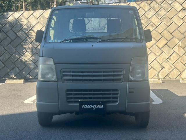 キャリイトラック ＫＣエアコン・パワステ　ユーザー買取車！キャリィトラック入庫♪♪♪５速ＭＴ車！エアコンも問題なしです！オールペイントもきれいな仕上がりになってます！（3枚目）