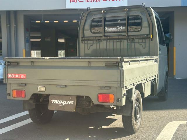 キャリイトラック ＫＣエアコン・パワステ　ユーザー買取車！キャリィトラック入庫♪♪♪５速ＭＴ車！エアコンも問題なしです！オールペイントもきれいな仕上がりになってます！（6枚目）