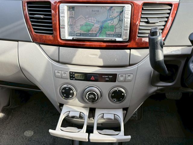 ノア Ｘ　Ｖセレクション　ユーザー買取車！ノア入庫♪♪♪大人気のミニバンの入庫です！８人乗りで大家族や買い物で大荷物でも安心！もちろんナビ付で遠出にも最適です！（25枚目）