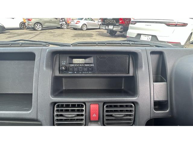 キャリイトラック KCエアコン・パワステ KC エアコン・パワステ 2WD 5MT AM/FMラジオ マニュアルエアコン パワステ 荷台マット 3方開 ABS(7枚目)