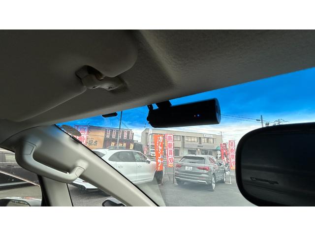 デリカD:5 D パワーパッケージ 雹害車/アルパイン9インチナビ/フルセグTV/Bluetooth/ドラレコ前後/バックカメラ/両側パワースライドドア/ETC(14枚目)