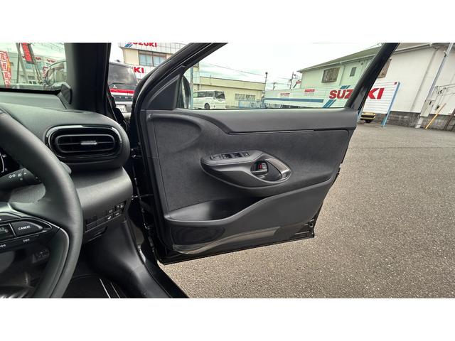 ヤリスクロス Z 純正ディスプレイナビ Bluetooth対応 パノラミックビューモニター ETC ドラレコ アダプティブクルーズコントロール ステアリングヒーター LEDライト 前席シートヒーター(18枚目)