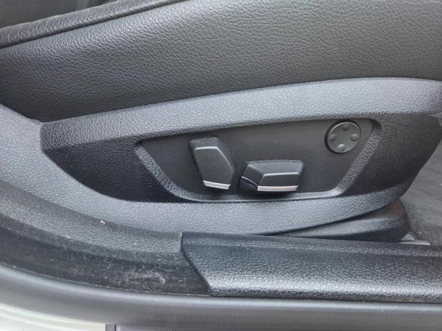 5シリーズ 528iツーリング レザー 黒皮シート サンルーフ パワーシート ナビ テレビ バックモニター パワーシート(5枚目)