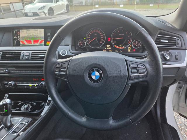 5シリーズ 528iツーリング レザー 黒皮シート サンルーフ パワーシート ナビ テレビ バックモニター パワーシート(16枚目)