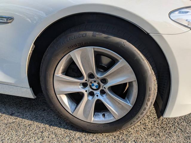 5シリーズ 528iツーリング レザー 黒皮シート サンルーフ パワーシート ナビ テレビ バックモニター パワーシート(20枚目)