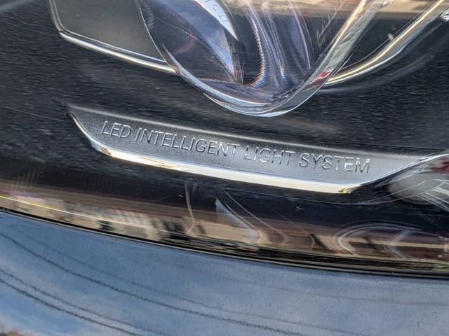 Ｃクラス Ｃ１８０アバンギャルド　ＡＭＧライン　ＡＭＧライン　オプシディアンブラック　黒皮シート　シートヒーター　ＢＳＭ　インテリジェントライトシステム　ディーラー記録簿Ｈ２８，Ｈ２９，Ｈ３０，Ｒ２，Ｒ３，Ｒ４，Ｒ５，Ｒ６　純正１８インチアルミ（61枚目）