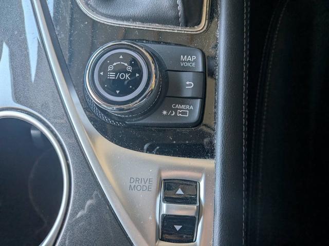 スカイライン ハイブリッド　ＧＴ　タイプＳＰ　サンルーフ　黒皮シート　プロパイロット　ブラインドスポットモニター　パワーシート　ハイブリッド　１９インチアルミ　シートヒーター　バックモニター　アラウンドビューモニター　ヘッドアップディスプレイ（15枚目）