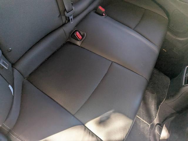 スカイライン ハイブリッド　ＧＴ　タイプＳＰ　サンルーフ　黒皮シート　プロパイロット　ブラインドスポットモニター　パワーシート　ハイブリッド　１９インチアルミ　シートヒーター　バックモニター　アラウンドビューモニター　ヘッドアップディスプレイ（25枚目）