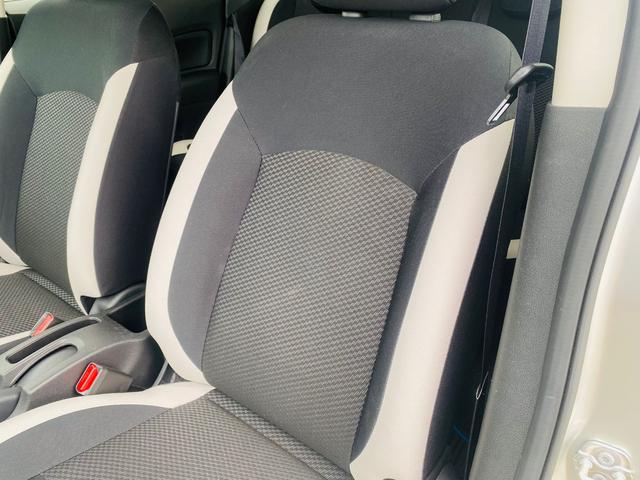 ノート e-パワー X クリソナ BTオーディオ 禁煙 オートライ 横滑防止装置 Rカメラ 運転席助手席エアバック 地デジ AUTOエアコン AUX接続 オートハイビーム 盗難防止システム 衝突安全ボディ ナビTV パワステ(25枚目)