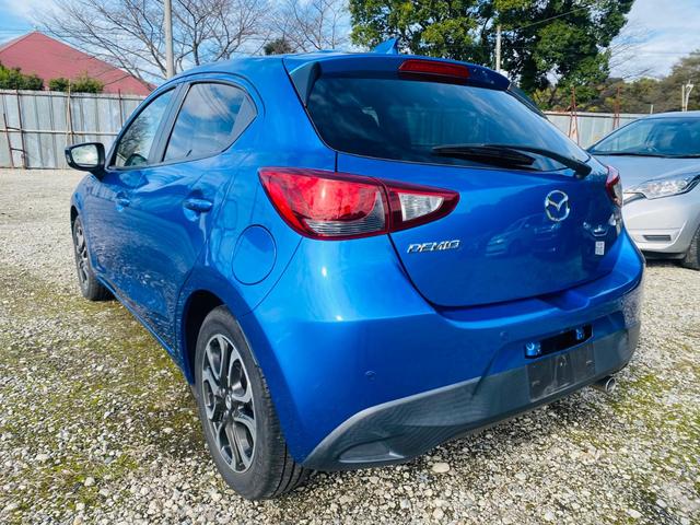 デミオ XDツーリング スマートキ AAC 横滑防止 ETC付き Aストップ LDWS 全席パワーウインドウ AUTOライト PS キーレスエントリー 禁煙 サイドエアバッグ DVD再生 衝突安全ボディ USB ABS(36枚目)