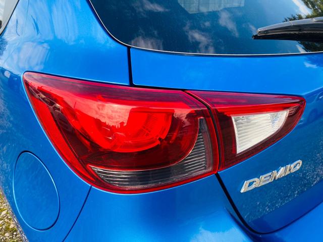 デミオ XDツーリング スマートキ AAC 横滑防止 ETC付き Aストップ LDWS 全席パワーウインドウ AUTOライト PS キーレスエントリー 禁煙 サイドエアバッグ DVD再生 衝突安全ボディ USB ABS(58枚目)