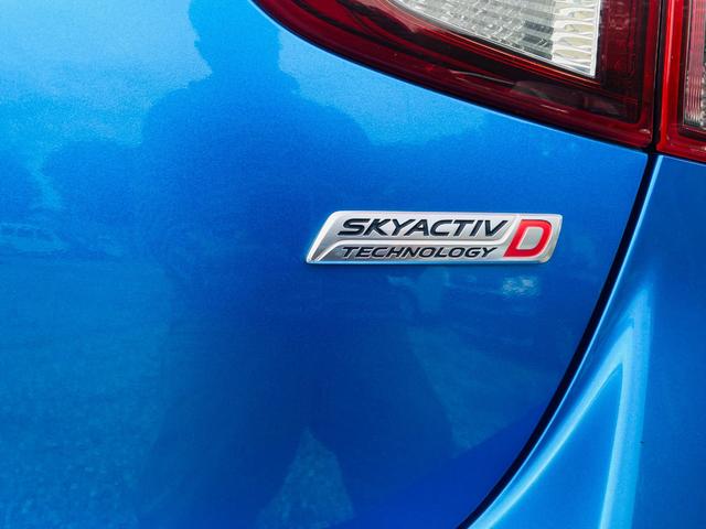 デミオ XDツーリング スマートキ AAC 横滑防止 ETC付き Aストップ LDWS 全席パワーウインドウ AUTOライト PS キーレスエントリー 禁煙 サイドエアバッグ DVD再生 衝突安全ボディ USB ABS(75枚目)