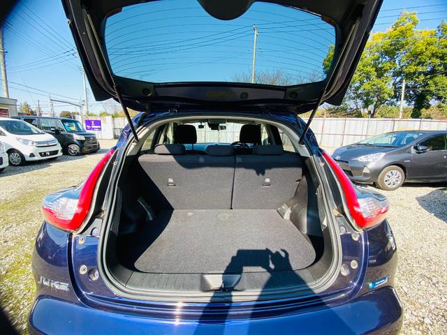 ジューク 15RX Vセレクション AUTOエアコン フルセグテレビ 車線逸脱警報システム 禁煙 ワンオ-ナ-車 横滑り防止機能 Bluetooth DVD再生機能 セキュリティーアラーム 衝突安全ボディ パワーウィンドウ AUX(25枚目)