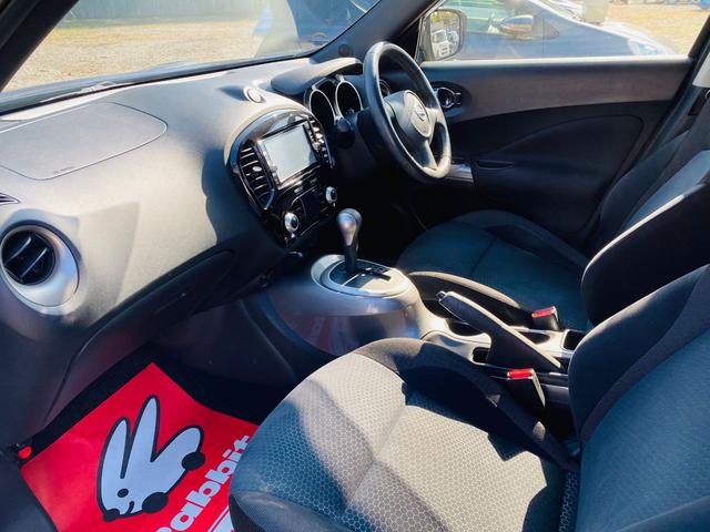 ジューク 15RX Vセレクション AUTOエアコン フルセグテレビ 車線逸脱警報システム 禁煙 ワンオ-ナ-車 横滑り防止機能 Bluetooth DVD再生機能 セキュリティーアラーム 衝突安全ボディ パワーウィンドウ AUX(27枚目)