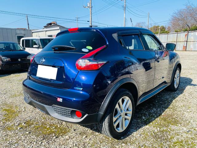 ジューク 15RX Vセレクション AUTOエアコン フルセグテレビ 車線逸脱警報システム 禁煙 ワンオ-ナ-車 横滑り防止機能 Bluetooth DVD再生機能 セキュリティーアラーム 衝突安全ボディ パワーウィンドウ AUX(42枚目)