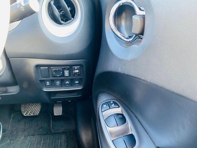 ジューク 15RX Vセレクション AUTOエアコン フルセグテレビ 車線逸脱警報システム 禁煙 ワンオ-ナ-車 横滑り防止機能 Bluetooth DVD再生機能 セキュリティーアラーム 衝突安全ボディ パワーウィンドウ AUX(65枚目)