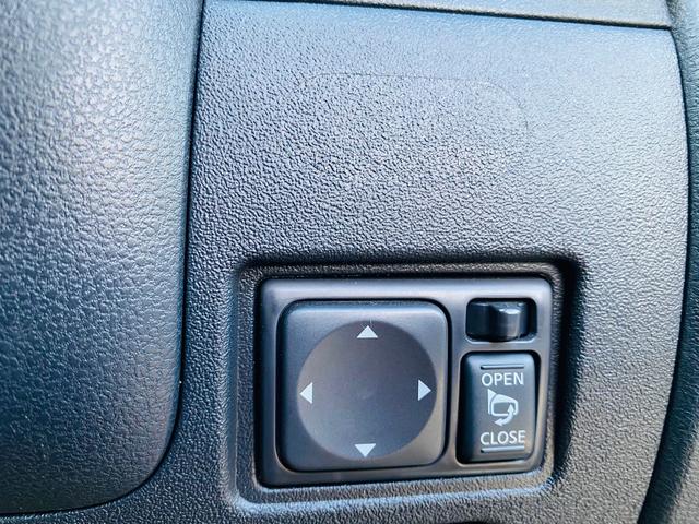 マーチ S グレードS 横滑防止装置 運転席助手席エアバック キーレス パワーウインド オートエアコン PS 運転席エアバッグ 衝突安全ボディ ABS(8枚目)