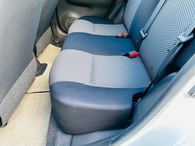 マーチ S グレードS 横滑防止装置 運転席助手席エアバック キーレス パワーウインド オートエアコン PS 運転席エアバッグ 衝突安全ボディ ABS(34枚目)