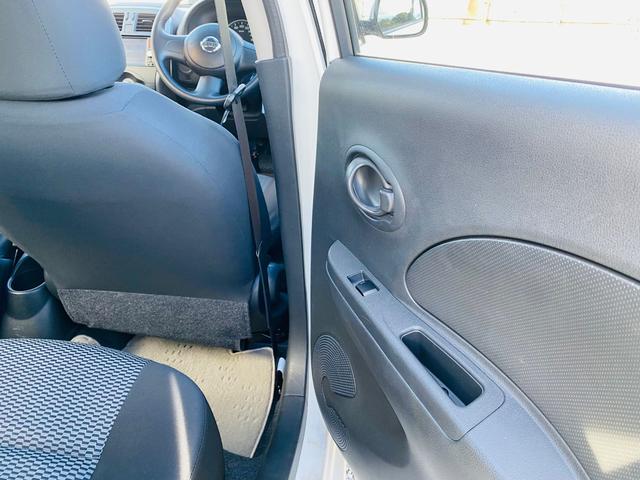 マーチ S グレードS 横滑防止装置 運転席助手席エアバック キーレス パワーウインド オートエアコン PS 運転席エアバッグ 衝突安全ボディ ABS(64枚目)