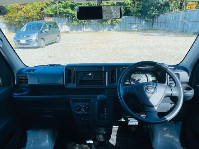 ハイゼットカーゴ デラックスリミテッド パワーウインド エアバッグ キーレスエントリー 禁煙車 AC 助手席エアバック ABS パワステ(2枚目)