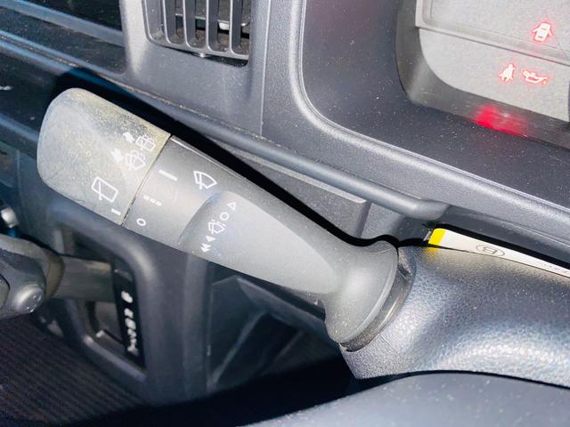 ハイゼットカーゴ デラックスリミテッド パワーウインド エアバッグ キーレスエントリー 禁煙車 AC 助手席エアバック ABS パワステ(3枚目)