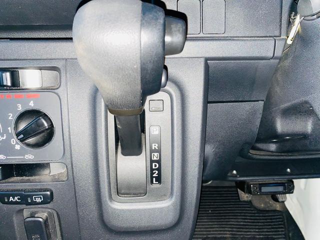 ハイゼットカーゴ デラックスリミテッド パワーウインド エアバッグ キーレスエントリー 禁煙車 AC 助手席エアバック ABS パワステ(7枚目)