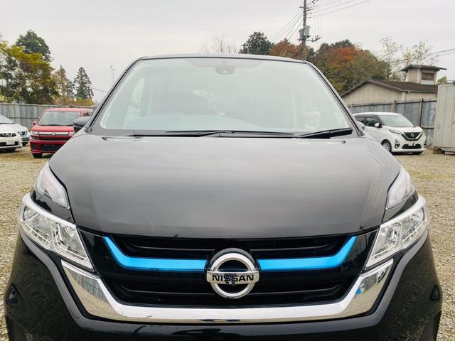 セレナ e-パワー XV ウォークスルー VDC ダブルエアコン フロントカメラ バックビューモニター 衝突安全ボディ 禁煙車 DVD再生 クルーズコントロール 3列シート ETC スマートキー SDナビ AUX キーレス(43枚目)