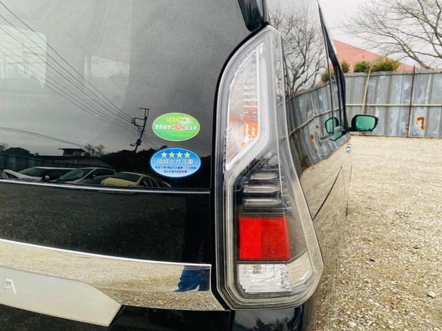 セレナ e-パワー XV ウォークスルー VDC ダブルエアコン フロントカメラ バックビューモニター 衝突安全ボディ 禁煙車 DVD再生 クルーズコントロール 3列シート ETC スマートキー SDナビ AUX キーレス(55枚目)