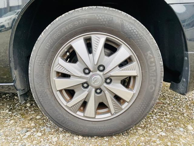 セレナ e-パワー XV ウォークスルー VDC ダブルエアコン フロントカメラ バックビューモニター 衝突安全ボディ 禁煙車 DVD再生 クルーズコントロール 3列シート ETC スマートキー SDナビ AUX キーレス(64枚目)