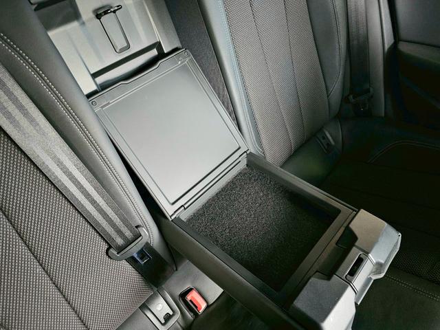 A5スポーツバック 2.0TFSIスポーツ 純正ナビ・プレセンスシティ・バーチャルコックピッド・サラウンドビューカメラ・シートヒーター・パークアシスト・純正ドライブレコーダー・ETC・Bluetooth接続・純正18インチアルミホイール(57枚目)