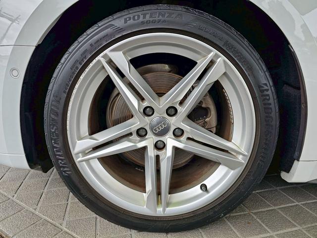 A5スポーツバック 2.0TFSIスポーツ 純正ナビ・プレセンスシティ・バーチャルコックピッド・サラウンドビューカメラ・シートヒーター・パークアシスト・純正ドライブレコーダー・ETC・Bluetooth接続・純正18インチアルミホイール(76枚目)